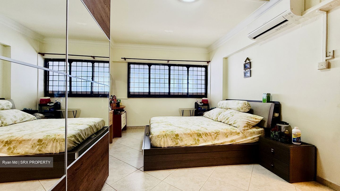 Jurong West Street 42 (Jurong West),  #607268731